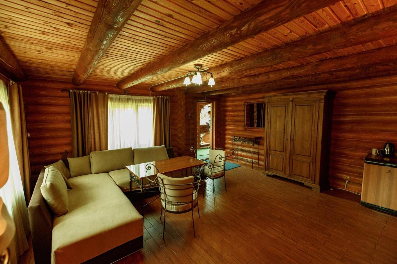 Lisova Kazka Hotel Zhdeniievo Exterior foto